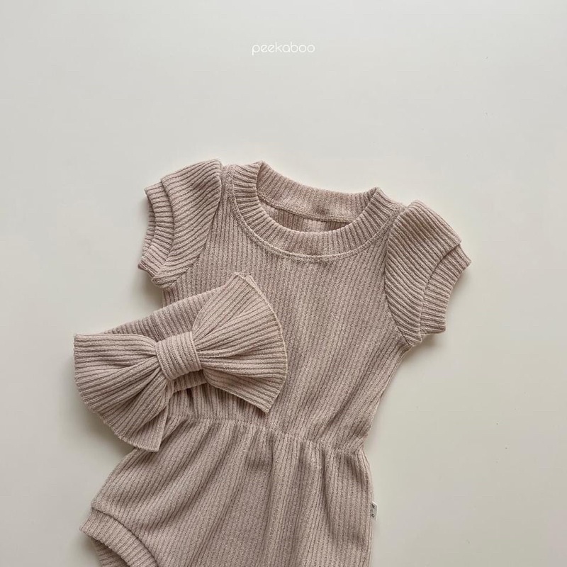 Body suit Romance peekaboo