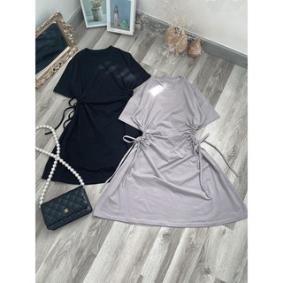 Đầm trơn xoè nhẹ rút dây eo