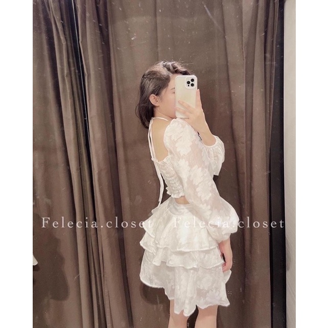 đầm trắng hoa nổi rút ngực dây yếm khoét eo | BigBuy360 - bigbuy360.vn