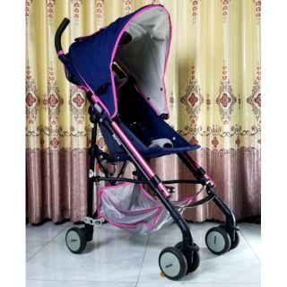 Xe đẩy Aprica stick du lịch cao cấp và sang chảnh.