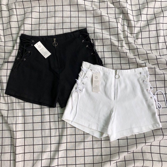 Quần short đan dây