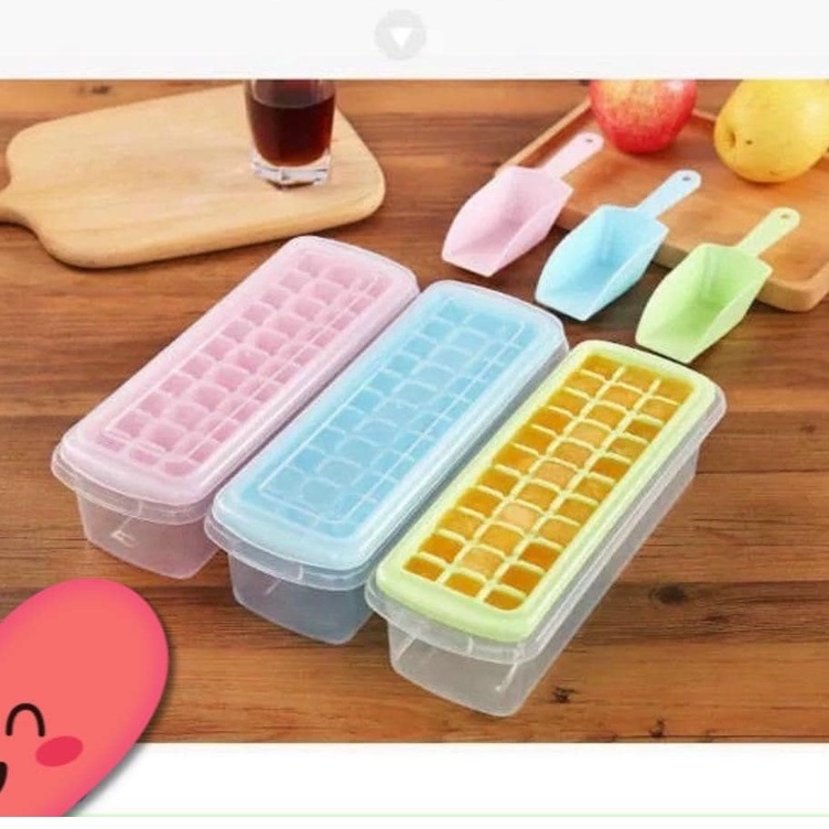 HỘP LÀM ĐÁ, LÀM THẠCH 33 VIÊN KÈM THÌA XÚC ĐÁ TIỆN DỤNG