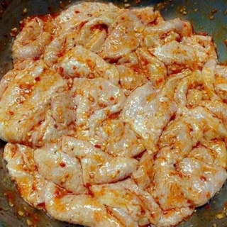 VÚ HEO ƯỚP SẴN CHAO(1KG) - Vú giòn ngon béo ngậy | Hàng sẵn - Giao Nhanh - Khuyến Mãi