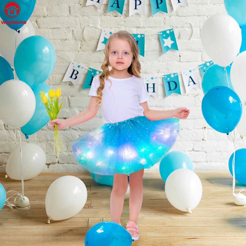 Chân váy công chúa có đèn led phát sáng