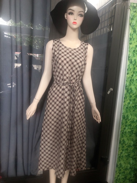Đầm voan vintage màu nâu