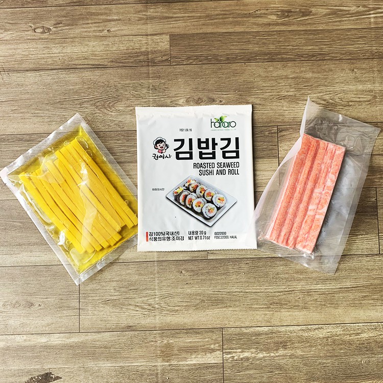 Combo làm 10 kimbap chuẩn Hàn Quốc 10 lá rong biển cuộn, 5 thanh cua, 10 thanh củ cải