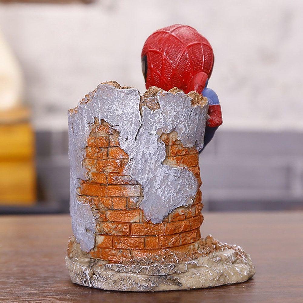 Ống Đựng Bút Hình Người Nhện Bằng Nhựa Resin