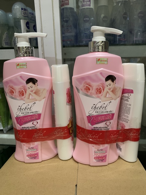 Sữa tắm hương hoa hồng em tắm anh yêu 650g tặng kèm chai nhỏ như hình ( mầu hồng ) | BigBuy360 - bigbuy360.vn