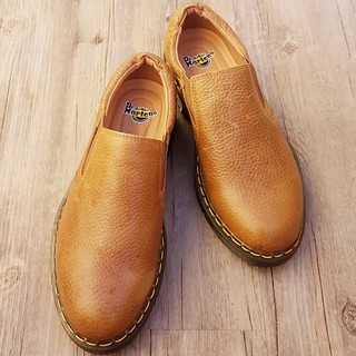 Giày da nam Dr.Martens Cổ thấp - HNG viền chỉ vàng Boyle AA09 Nâu bò