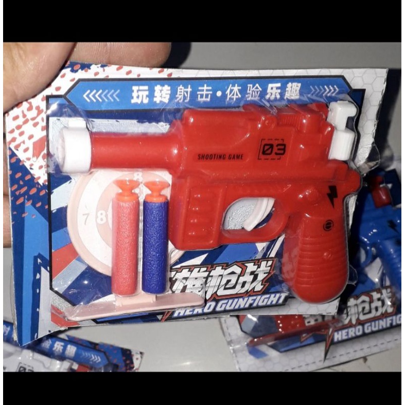 Một cái mô hình bằng nhựa dài 12 cm đạnxốp rất đẹp