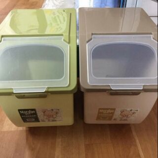 Thùng đựng gạo 15kg có bánh xe