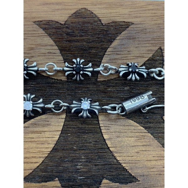 Lắc tay Chrome Heart Mini Cross unisex chất liệu bạc đính đá phong cách năng động cá tính - Chrome Heart Store