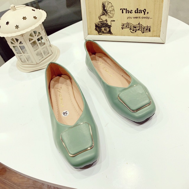 [HÀNG SẴN] GIÀY BÚP BÊ KHOÁ VUÔNG