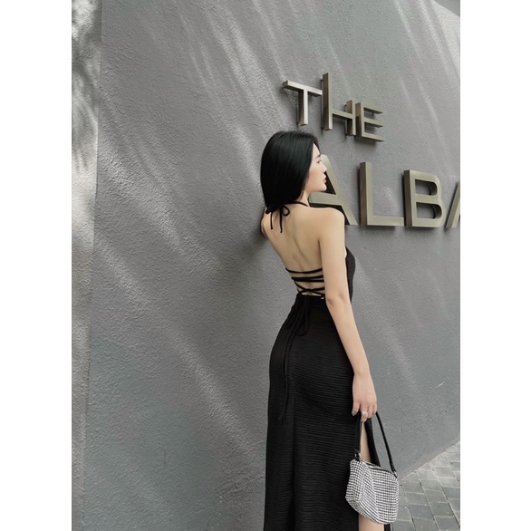 Đầm Yếm Đan Lưng