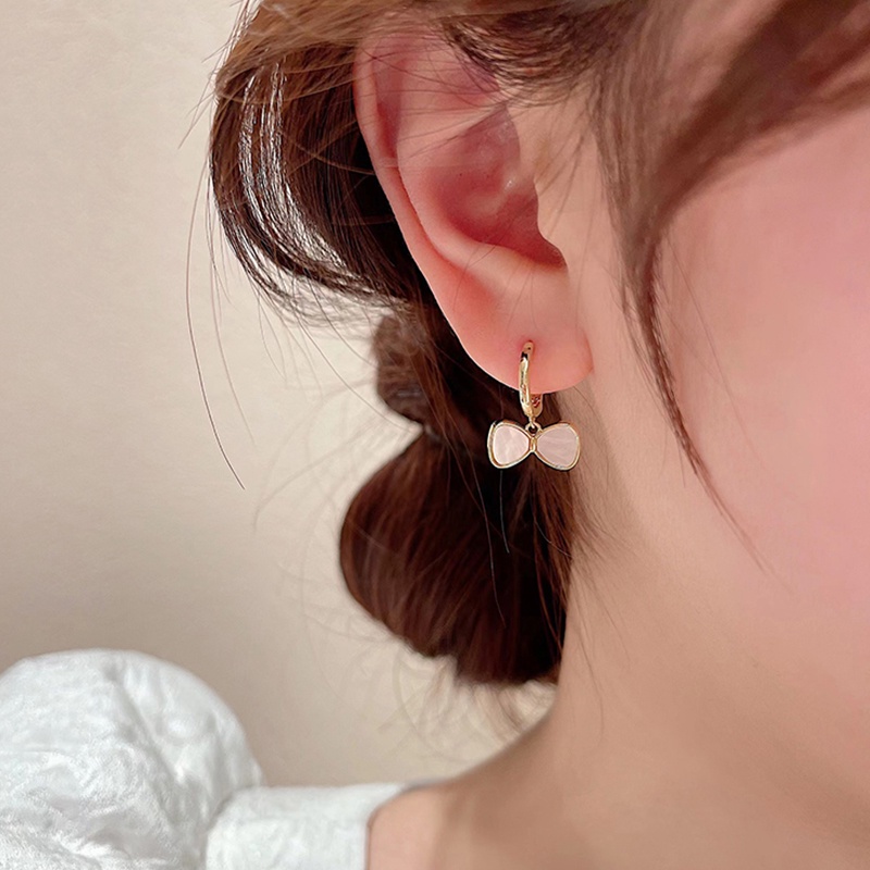 Bông Tai Mạ Bạc 925 Hình Bướm Đính Ngọc Trai Thời Trang Hàn Quốc timetunnel