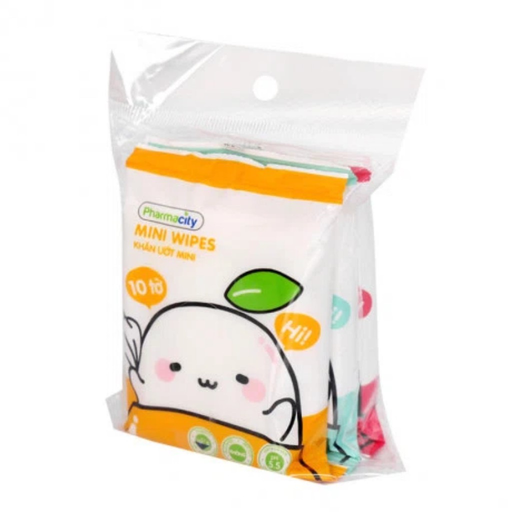 Khăn ướt mini Pharmacity giúp cung cấp độ ẩm cho da, cho da bạn thêm mềm mại