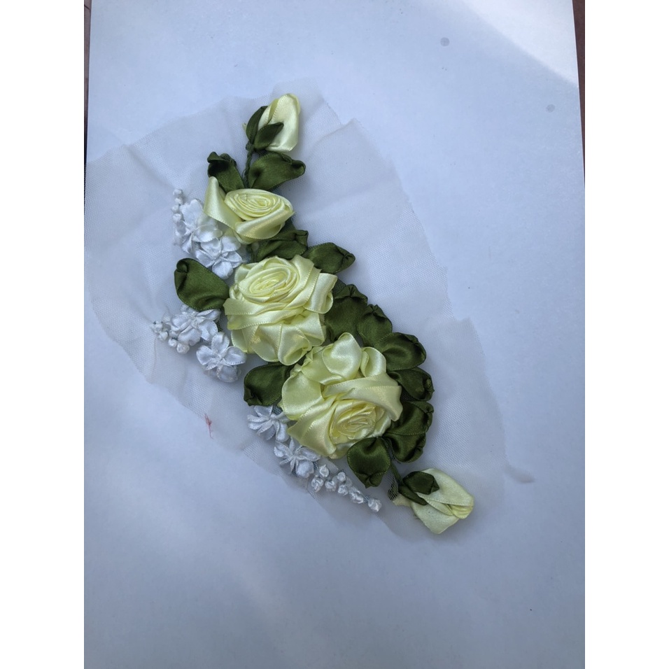 Hoa ruy băng 2 nhánh hoa hồng xinh xắn