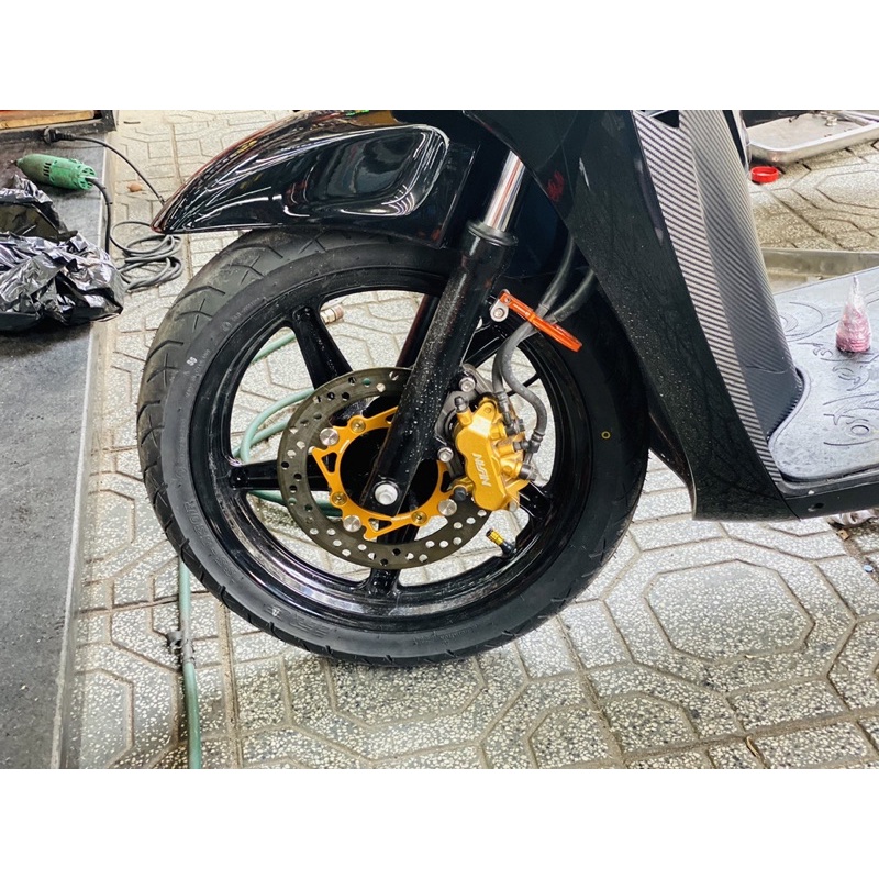 Đĩa TQ6 phe gài inoc size 240mm gắn Sh150i/125/Sh300i/Sh300i/…