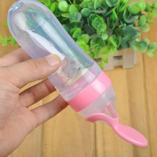 Bình thìa ăn dặm silicon cho bé