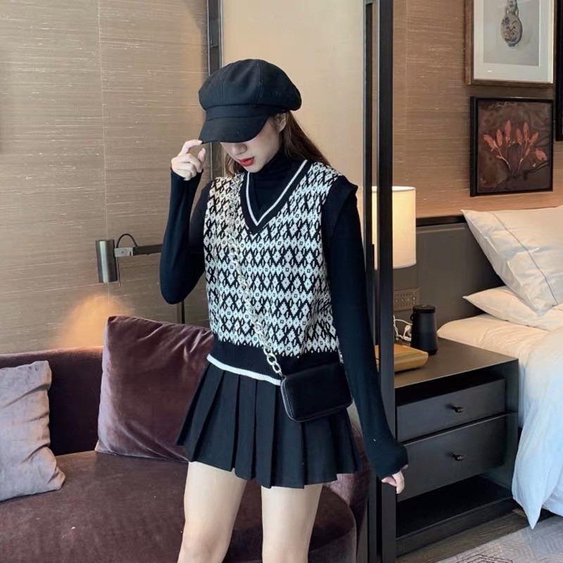 Áo Len Nữ Cộc Tay Cổ Chữ V Thời Trang Hàn 201213 | BigBuy360 - bigbuy360.vn