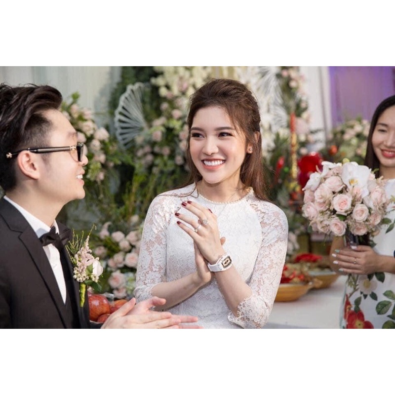 áo dài ren cổ tròn may sẵn cổ tròn mặc hội nghị, hằng ngày, hỏi cưới