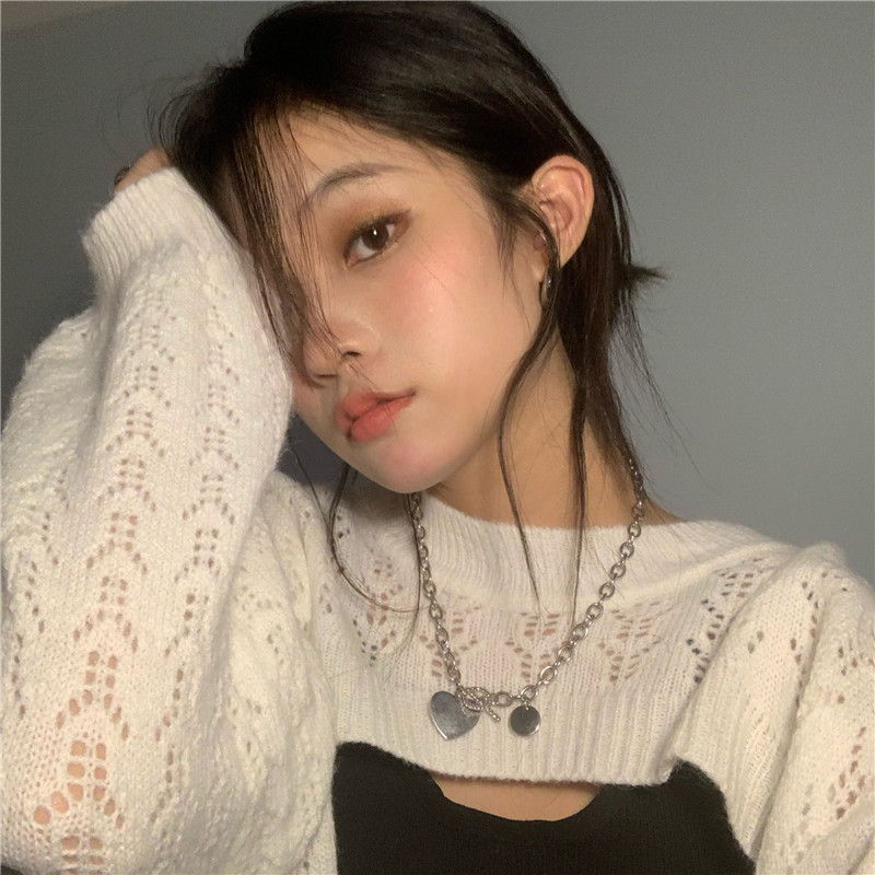 Áo croptop tay dài dáng rộng họa tiết rỗng/ áo hai dây kiểu dáng thời trang  | BigBuy360 - bigbuy360.vn