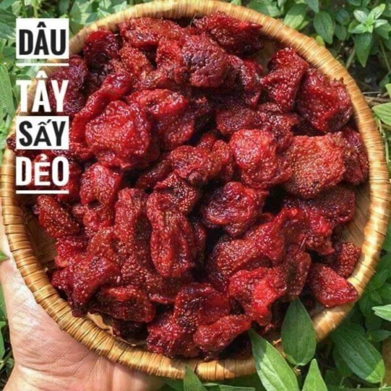 Dâu tây sấy dẻo Đà Lạt Lon 500gram (Sấy Lạnh Không Đường) [FREE SHIP]TỪ ĐƠN 50K, [Loại Đặc Biệt] Hàng ngon nhà làm