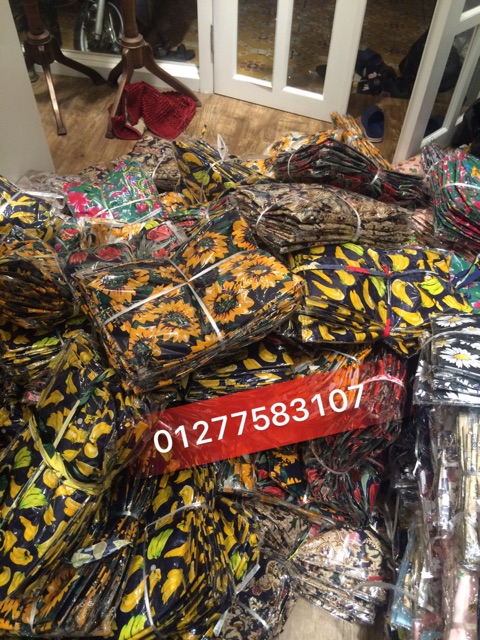 Áo sơ mi hoạ tiết