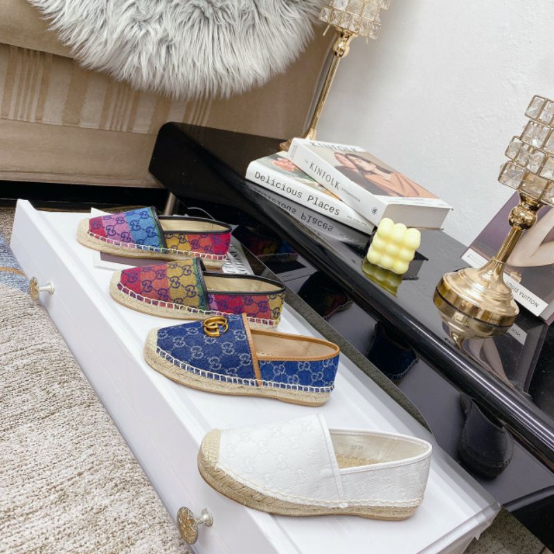 Giày Slip on Guccii GC vải các màu khuy và trơn hàng đẹp hot mix màu trắng xanh nâu bò