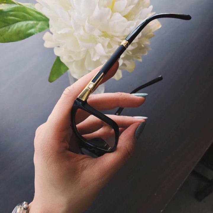 GỌNG KÍNH CẬN CỰC ĐẸP