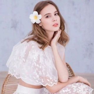 Hoa đại xốp cài tóc tự sướng