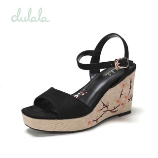Sandal nữ đế xuồng