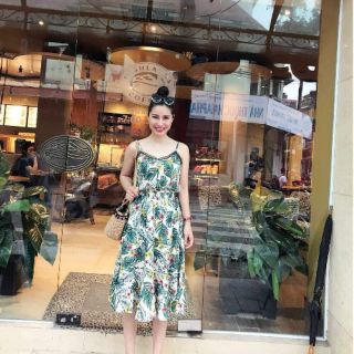 Đầm hoạ tiết hoa lá