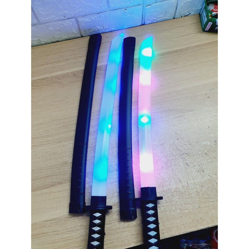 Đồ Chơi Kiếm Nhạc Phát Sáng Katana, Siêu Nhân