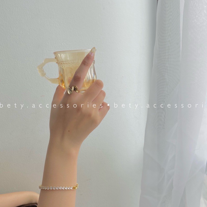 Vòng tay Kling lấp lánh hàn xẻng