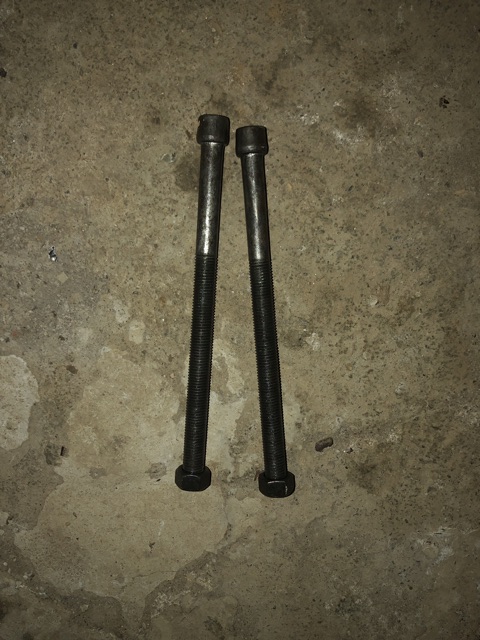 Sản phẩm gia đình làm: BLXT phi 10 dài 20cm đen rin.