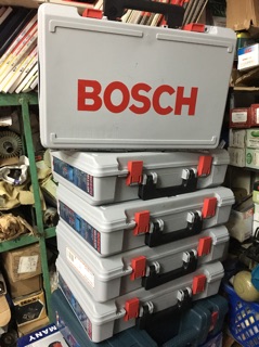MÁY KHOAN BOSH GBH 2-24 DSE 680W