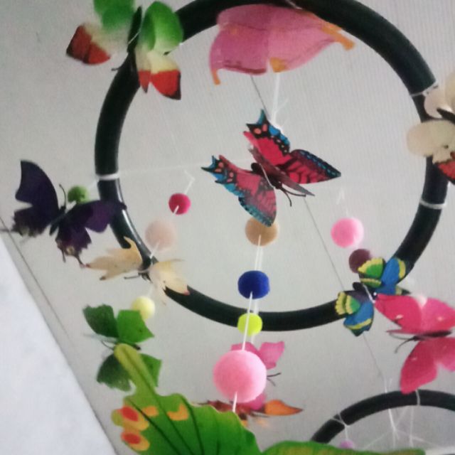 Com bo bóng bướm,đen trắng