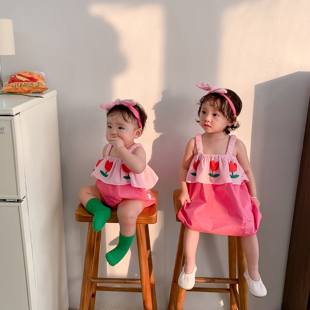 Trang Phục Chị Em Gái Hoa tulip Hàn Quốc Mới Với Hoa tulip Viền Sọc Caro Cho Mùa Hè