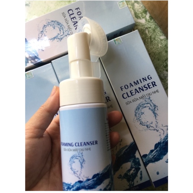 Sữa rửa mặt tạo bọt Foaming Cleanser 200ml