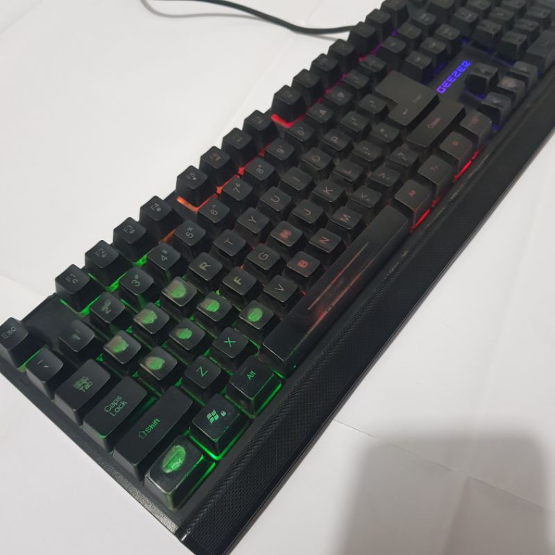 Phím giả cơ Geezer L100G. E-3lue ekm046 hàng qua sử dụng còn tốt