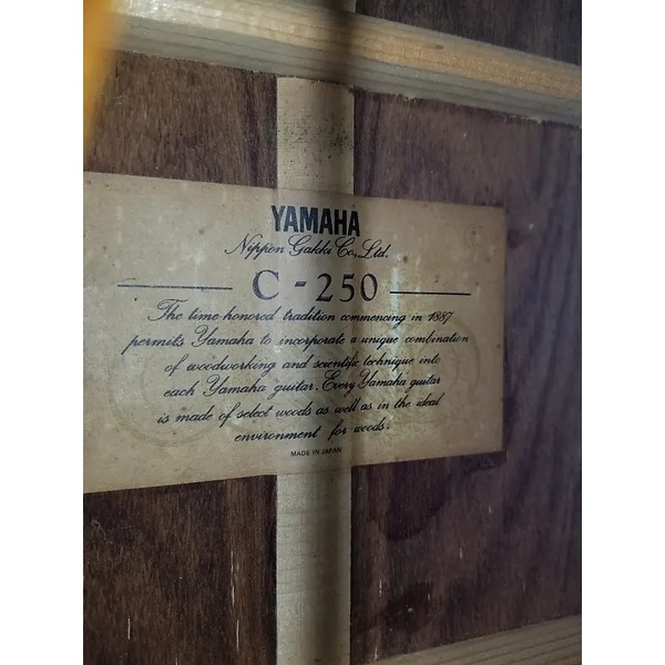 Đàn Guitar Classic Yamaha C250 cũ đã qua sử dụng chính hãng Japan