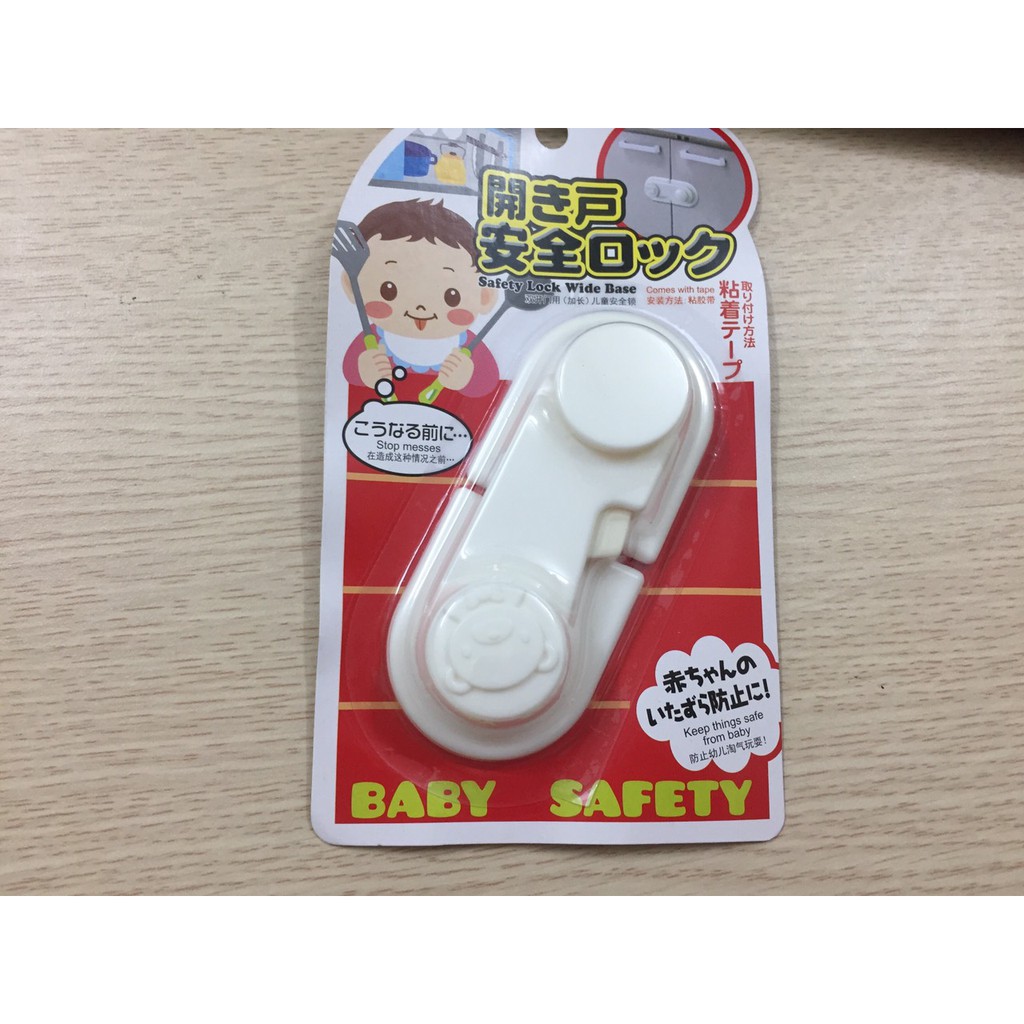 Khóa ngăn kéo tủ lạnh cho bé không tự ý mở