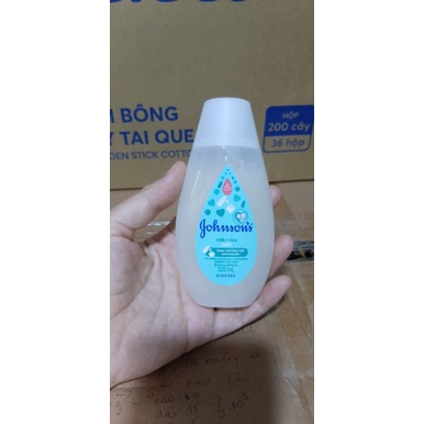 Sữa tắm Johnson tinh chất sữa và gạo chai 100ml - Date 11/2023