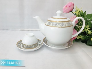 Bộ ấm chén dáng Minh Long vẽ Hoàng Cung