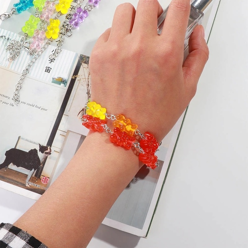Vòng đeo tay hình gấu hoạt hình màu cầu vồng chất liệu nhựa resin thạch màu trong suốt