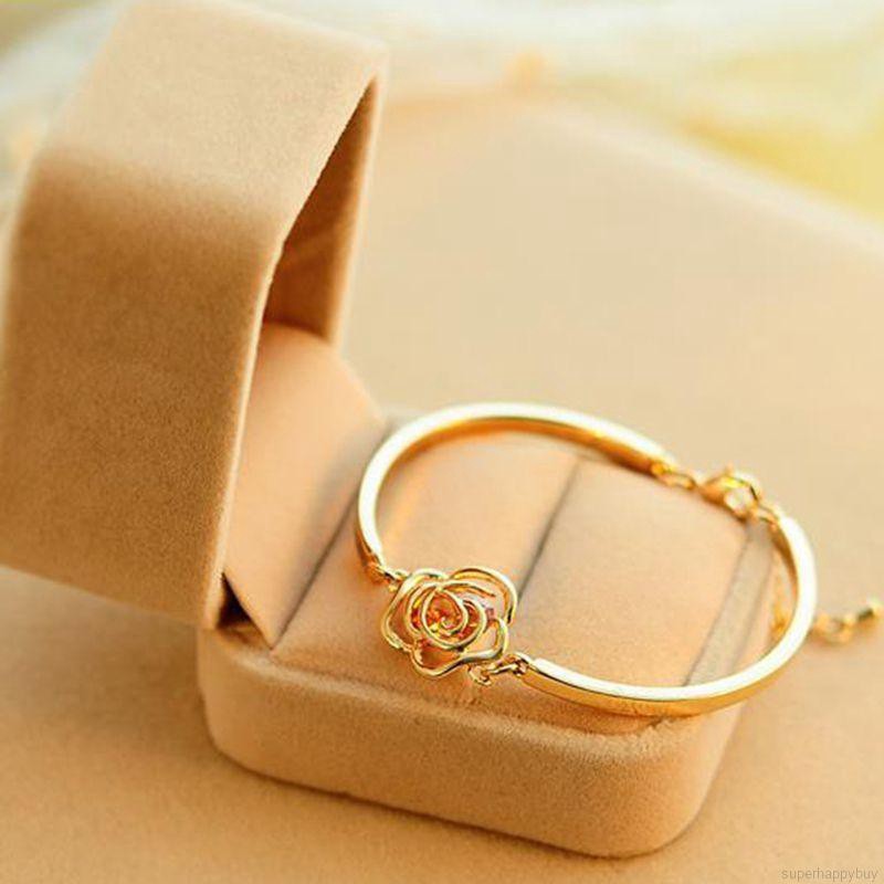 Vòng tay hợp kim đính đá thanh lịch