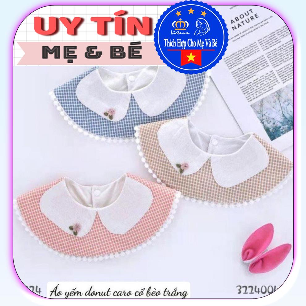 Yếm ăn donut caro nhún bèo cổ trắng (2 cái) 3224, chất liệu cotton 100% , thương hiệu Aiueo Nhật Bản.