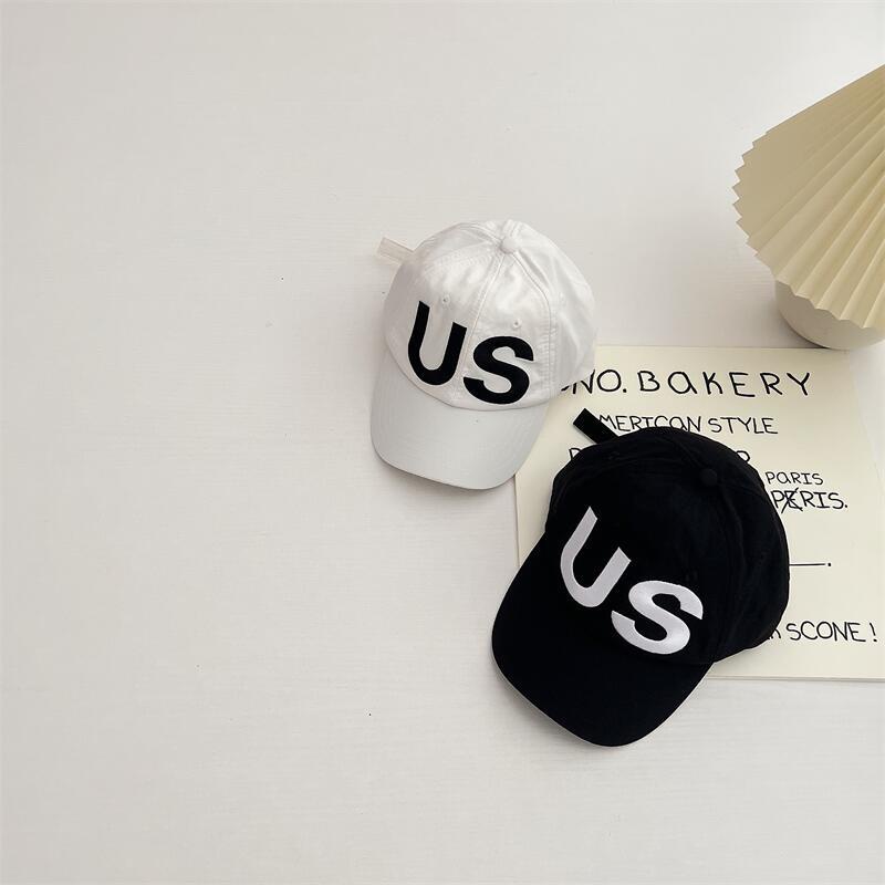 Nón Lưỡi Trai Thêu Chữ US Thời Trang Xu Hướng Đi Biển Cho Mẹ Và Bé