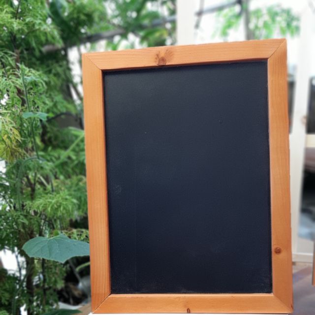 Bảng đen menu khung gỗ mini